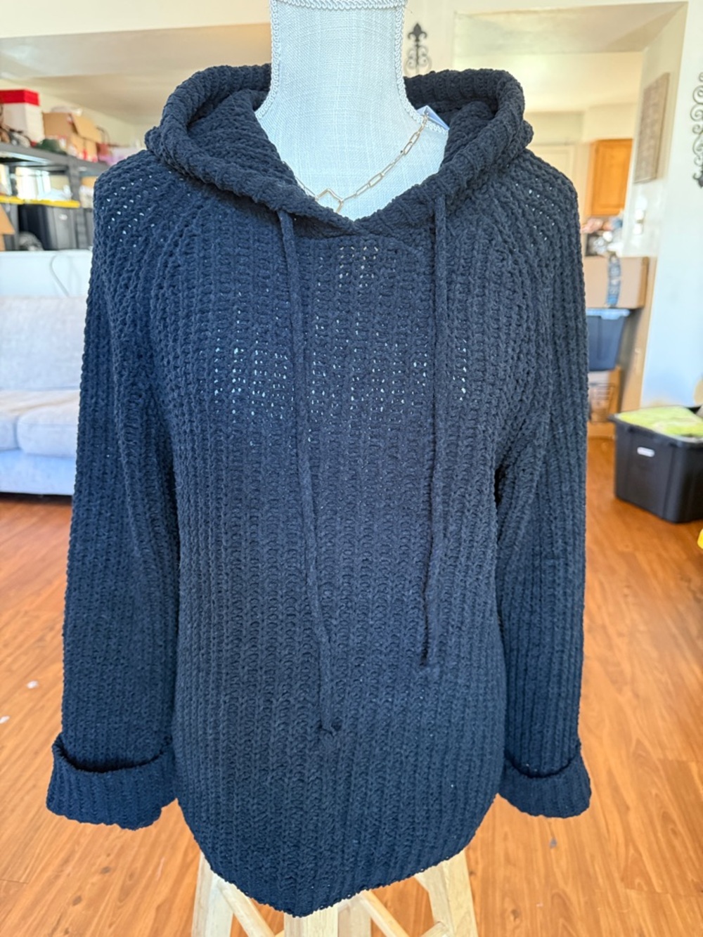 🎉SALE🎉 🆕🖤BIBI: BLACK Knit Hoodie w/Wide Sleeves SMALL🖤SEE VIDEO🖤